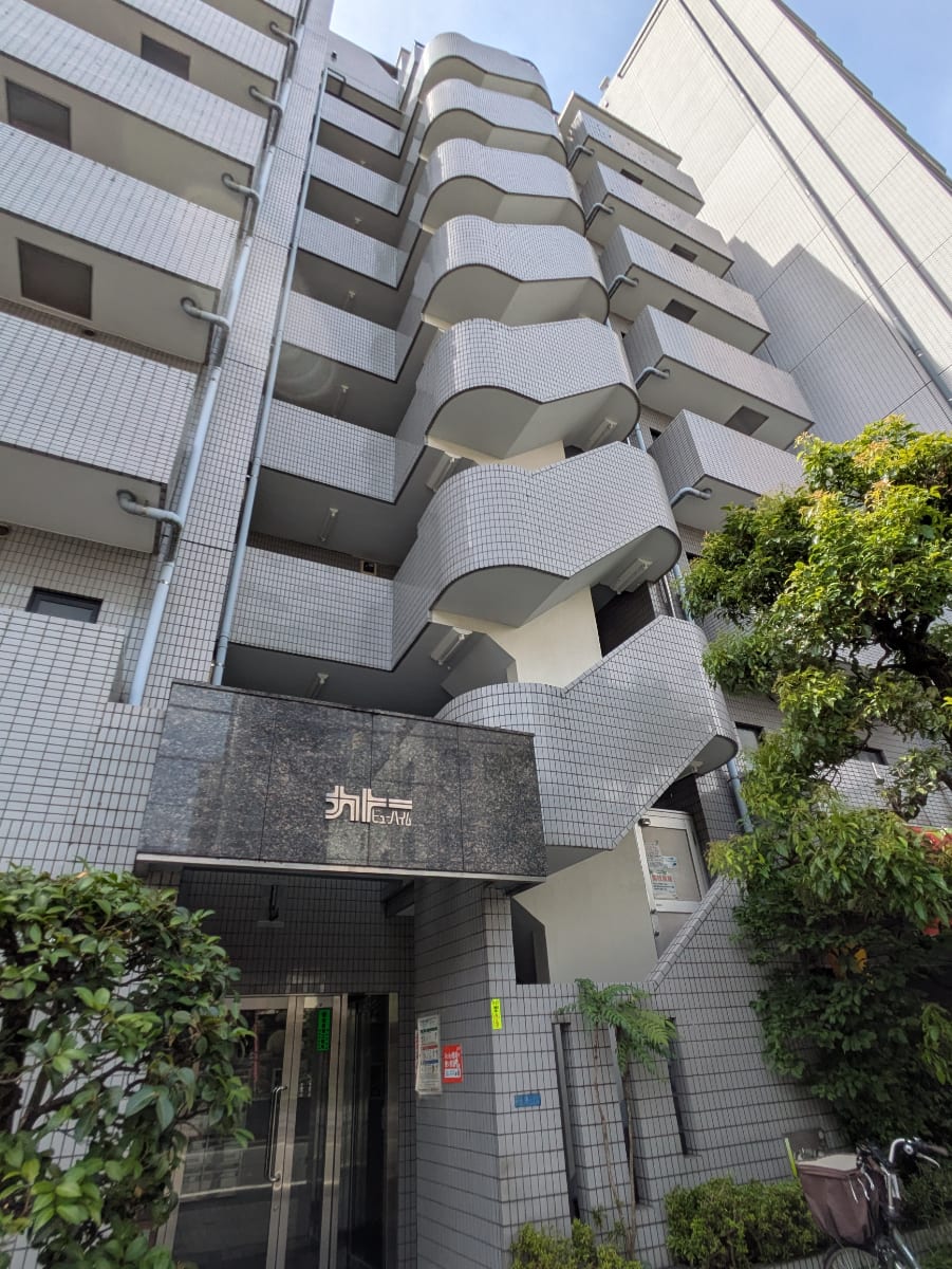 v20250930150908/fresh/building/J00100417985_9