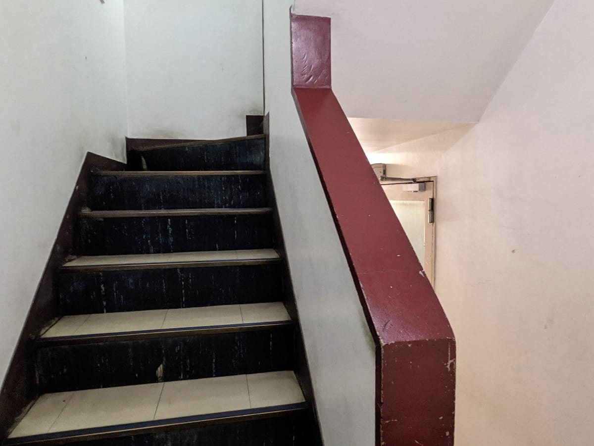 v20251001150706/fresh/building/J00100357304_5