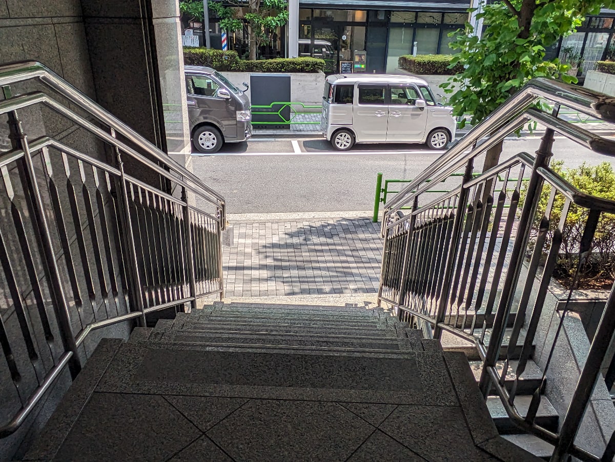 v20251001150706/fresh/building/J00100357316_13
