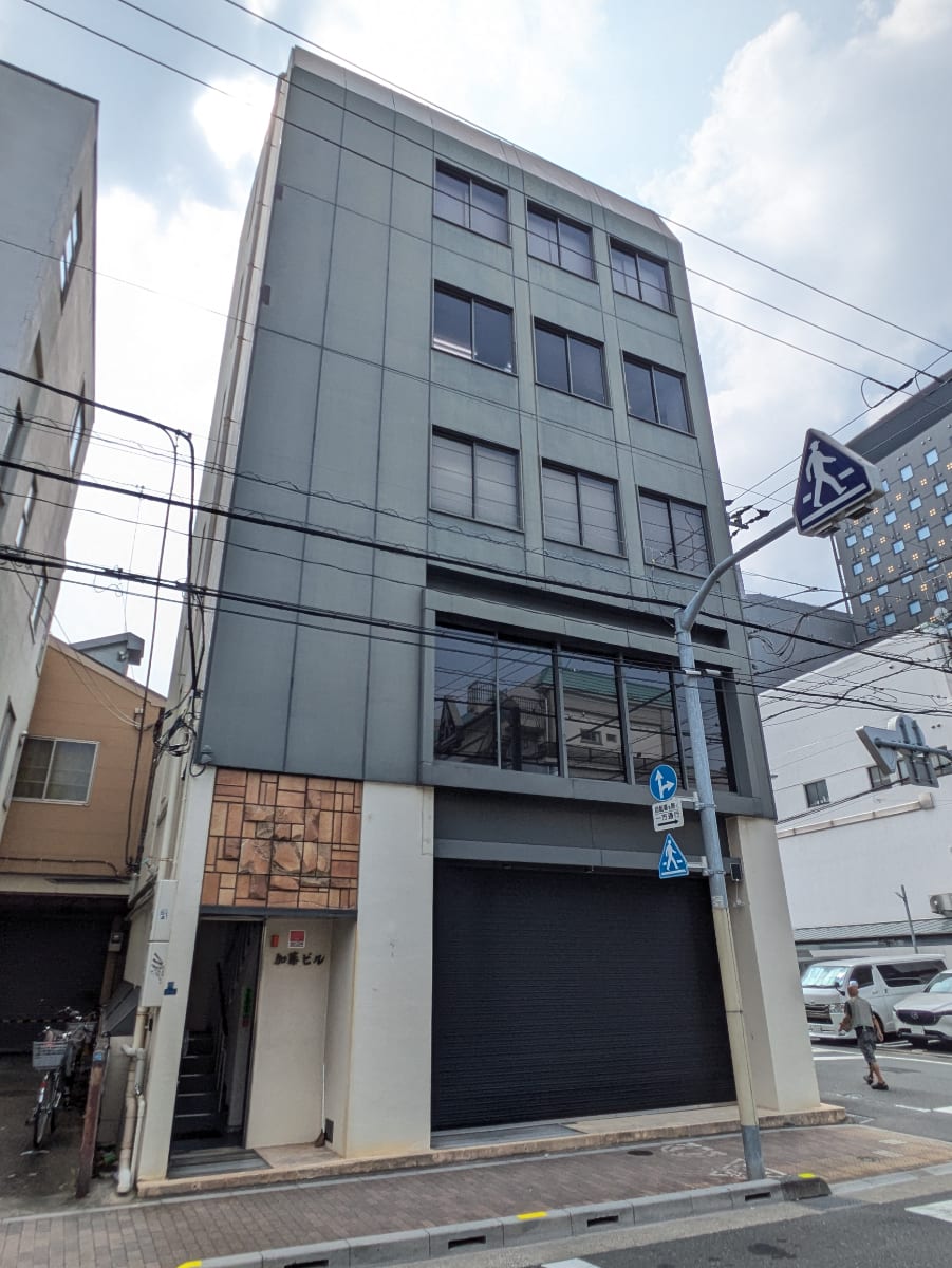 v20251001150706/fresh/building/J00100369306_10