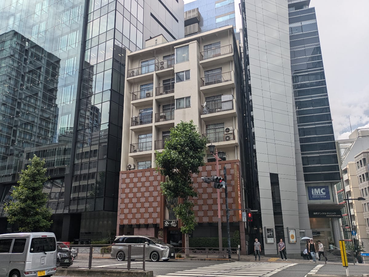 v20251001150706/fresh/building/J00100373909_6