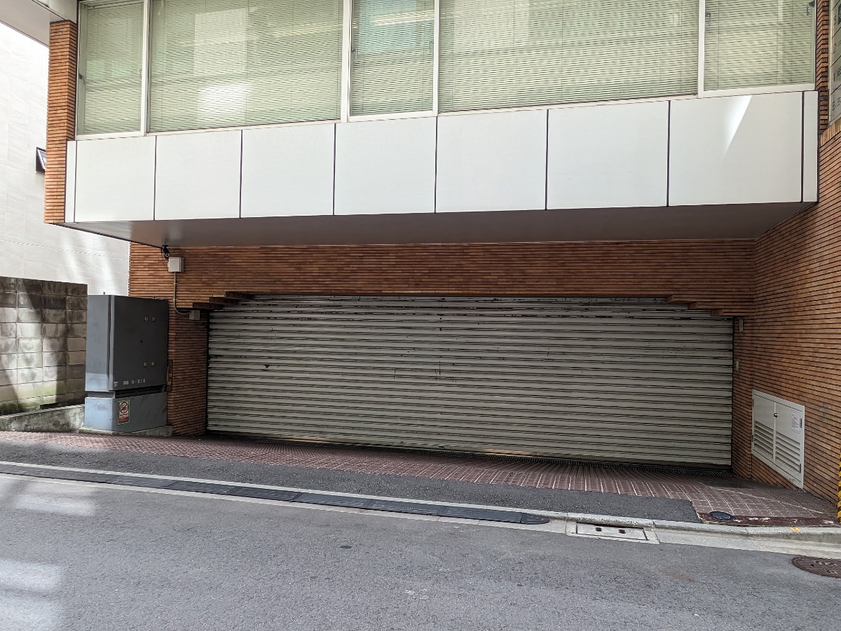 v20251001150706/fresh/building/J00100374217_8