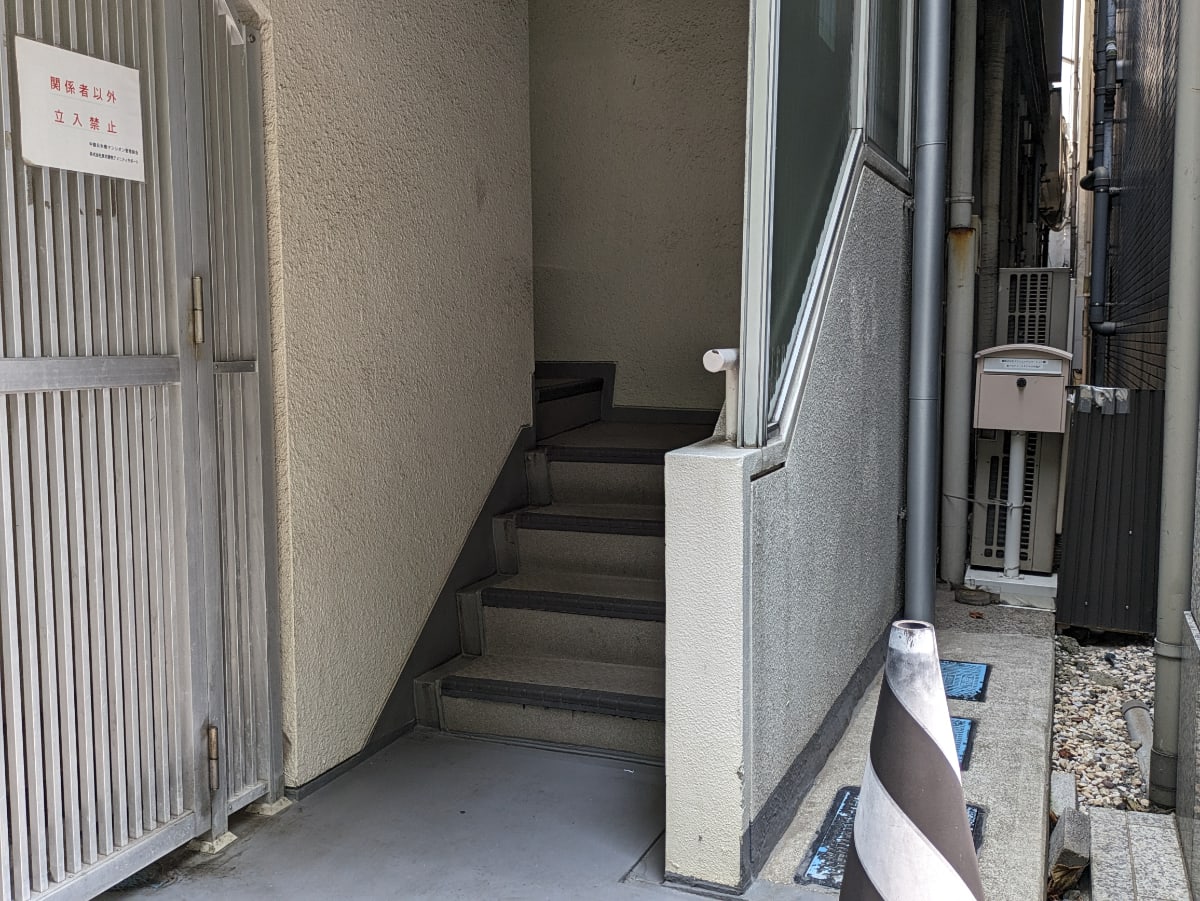 v20251001150706/fresh/building/J00100374652_13