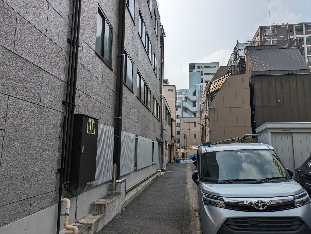 v20251001150706/fresh/building/J00100375846_15
