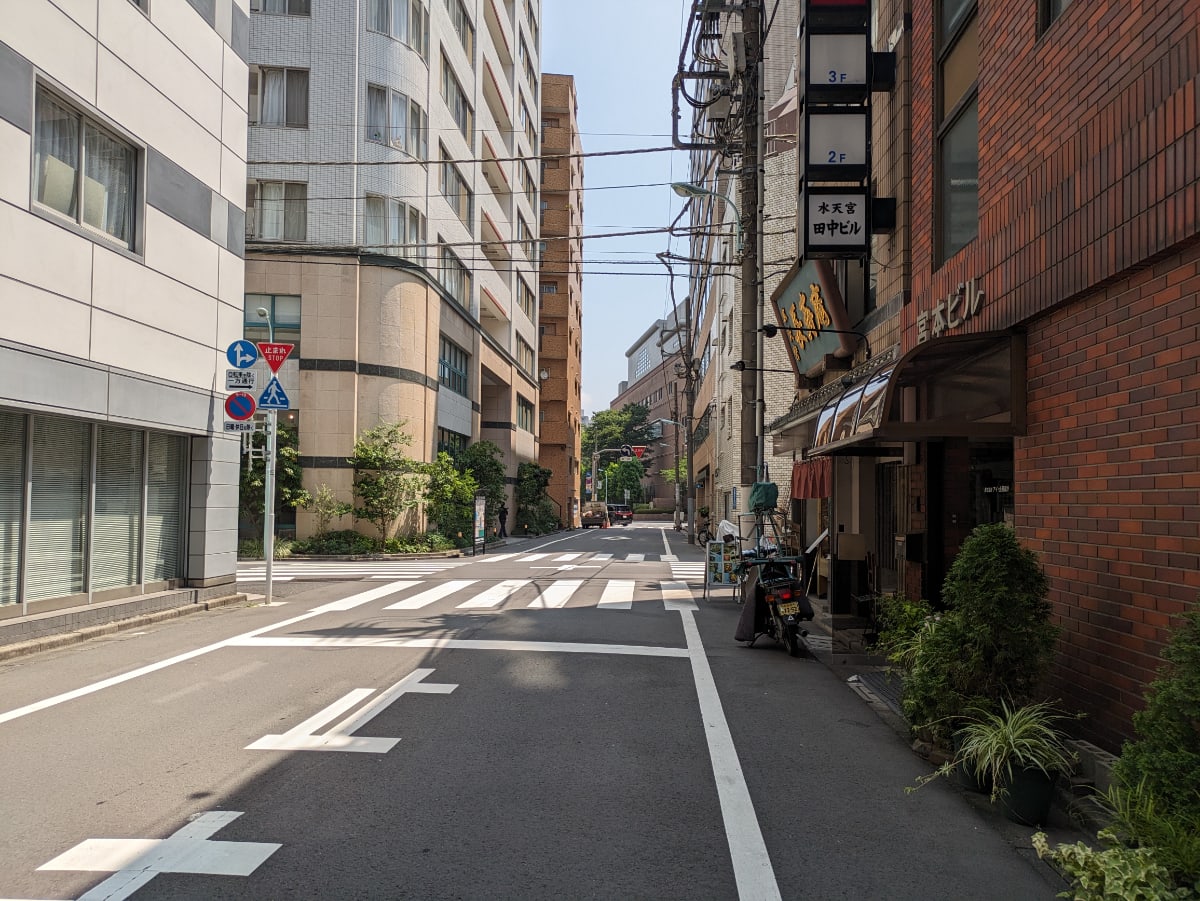 v20251001150706/fresh/building/J00100376504_2