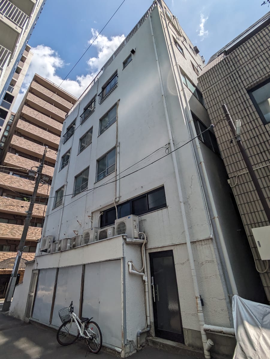 v20251001150706/fresh/building/J00100376522_9
