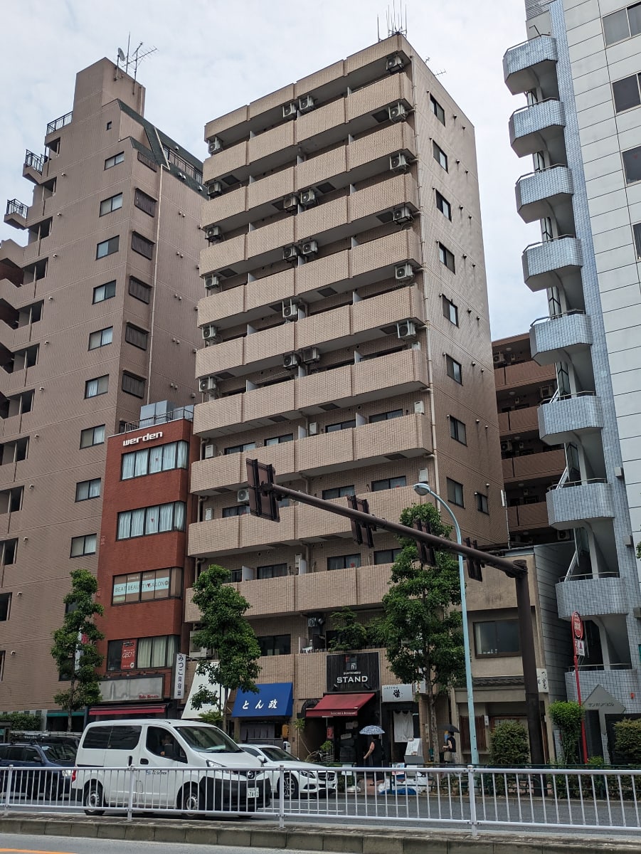 v20251001150706/fresh/building/J00100377442_5