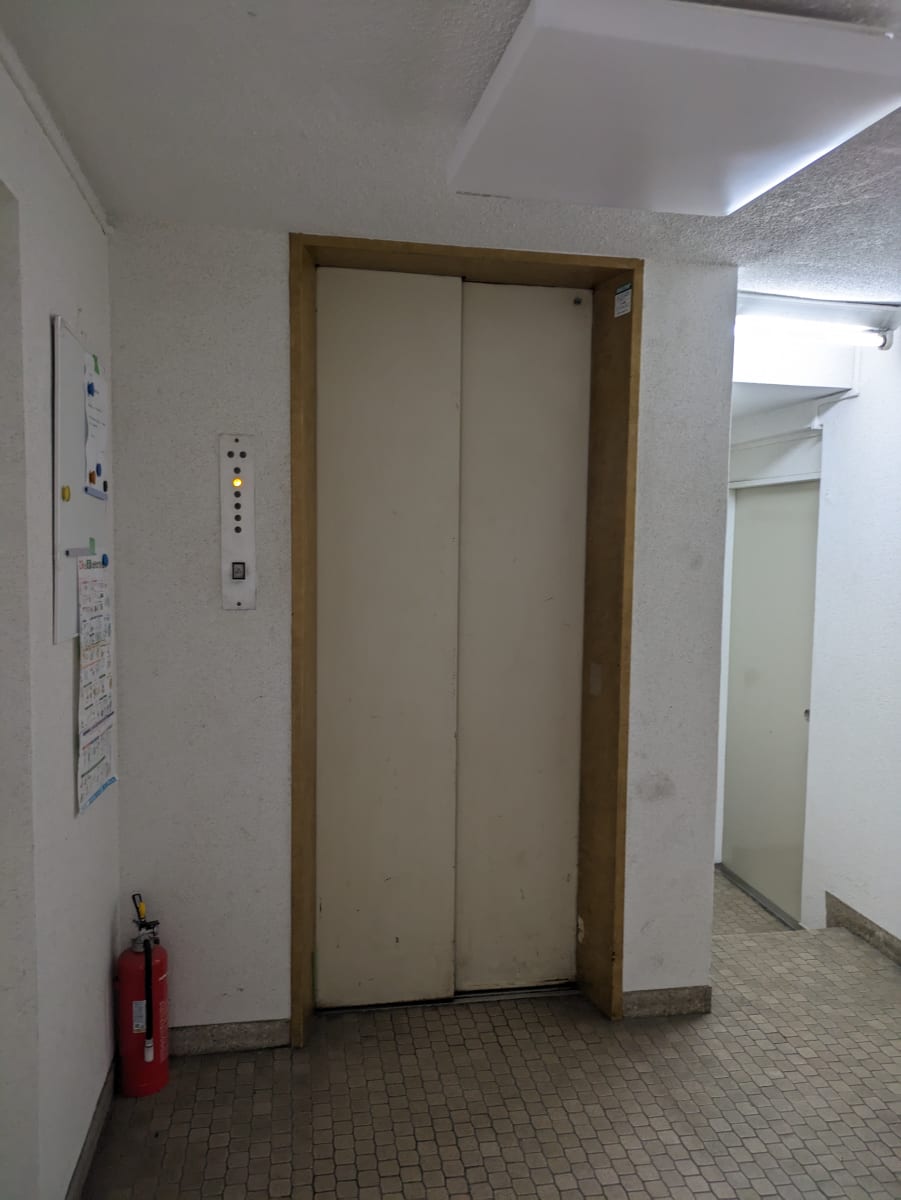 v20251001150706/fresh/building/J00100378066_4