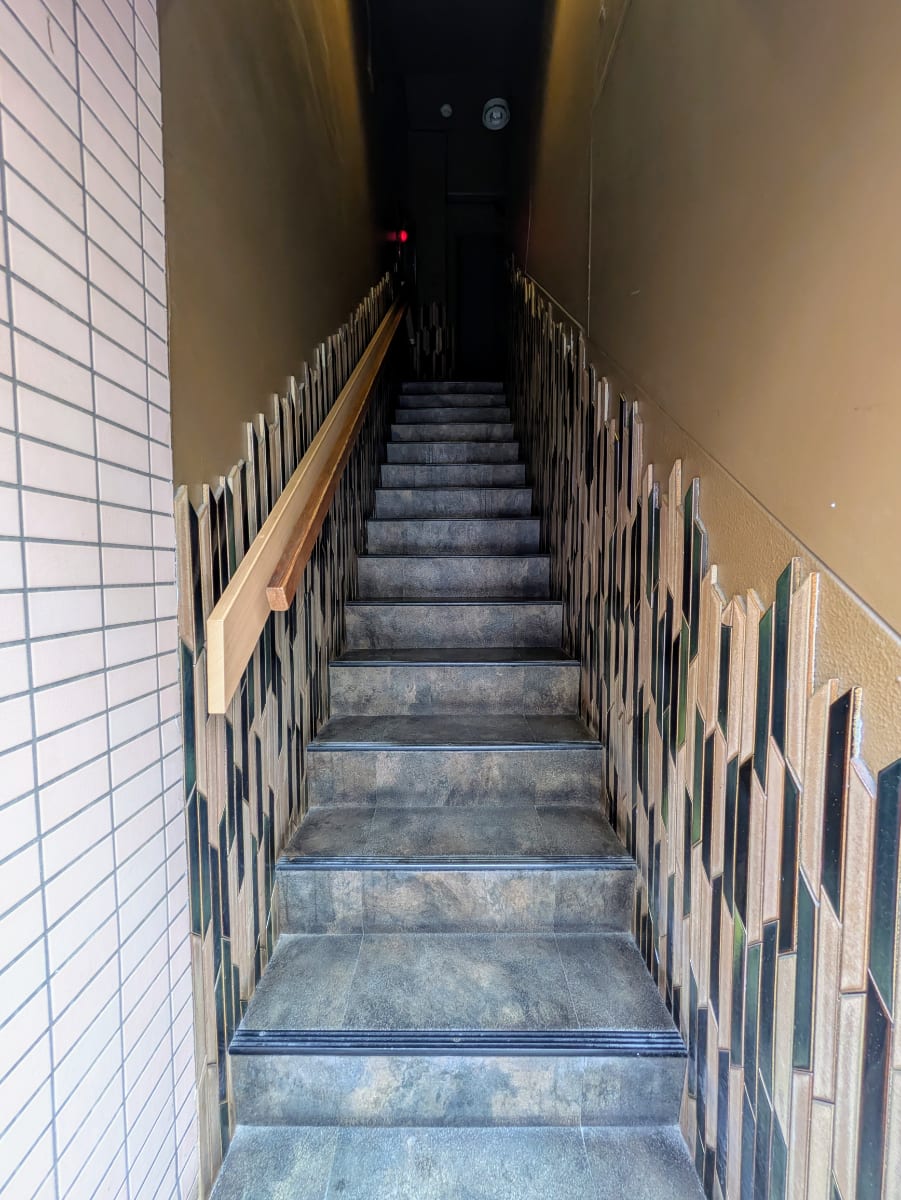 v20251001150706/fresh/building/J00100378168_12