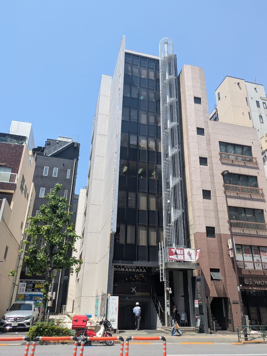 v20251001150706/fresh/building/J00100379324_7