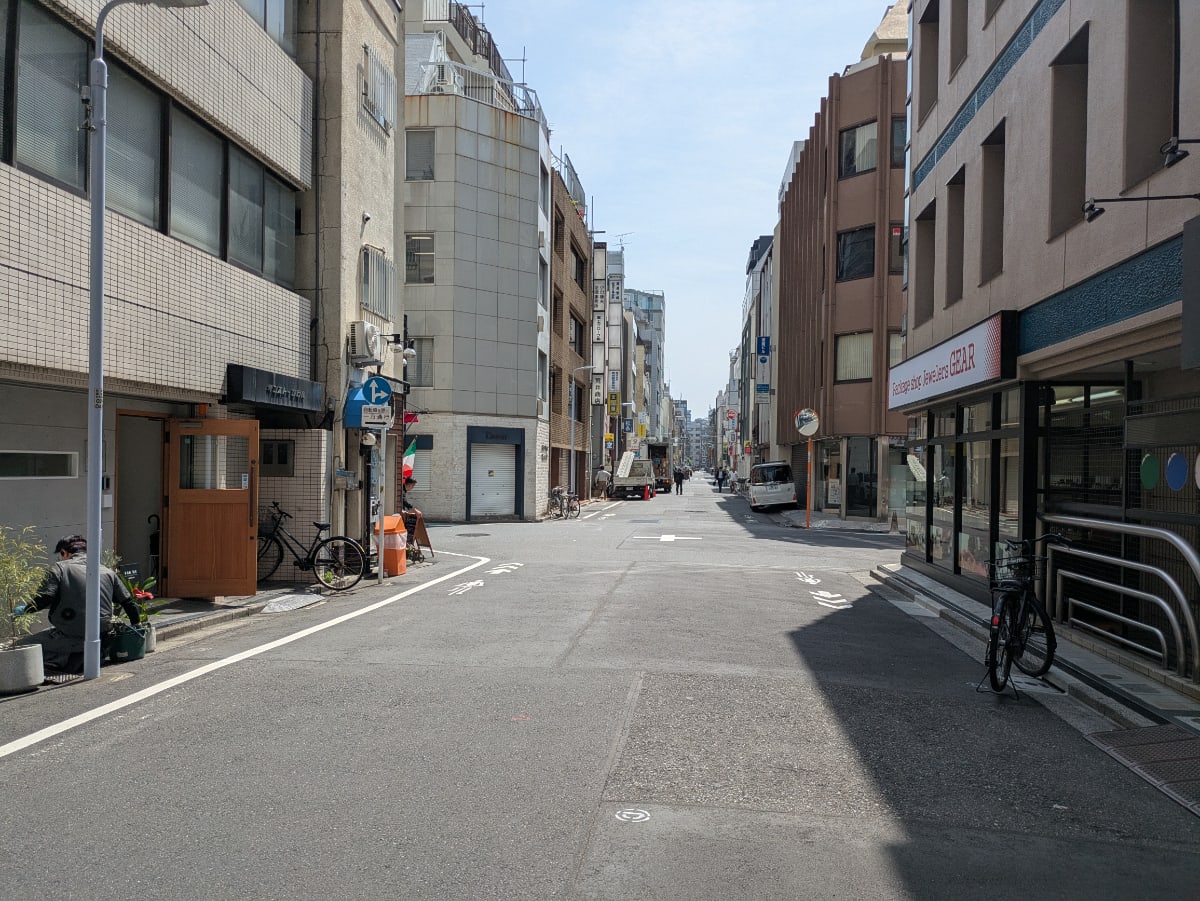 v20251001150706/fresh/building/J00100380466_13