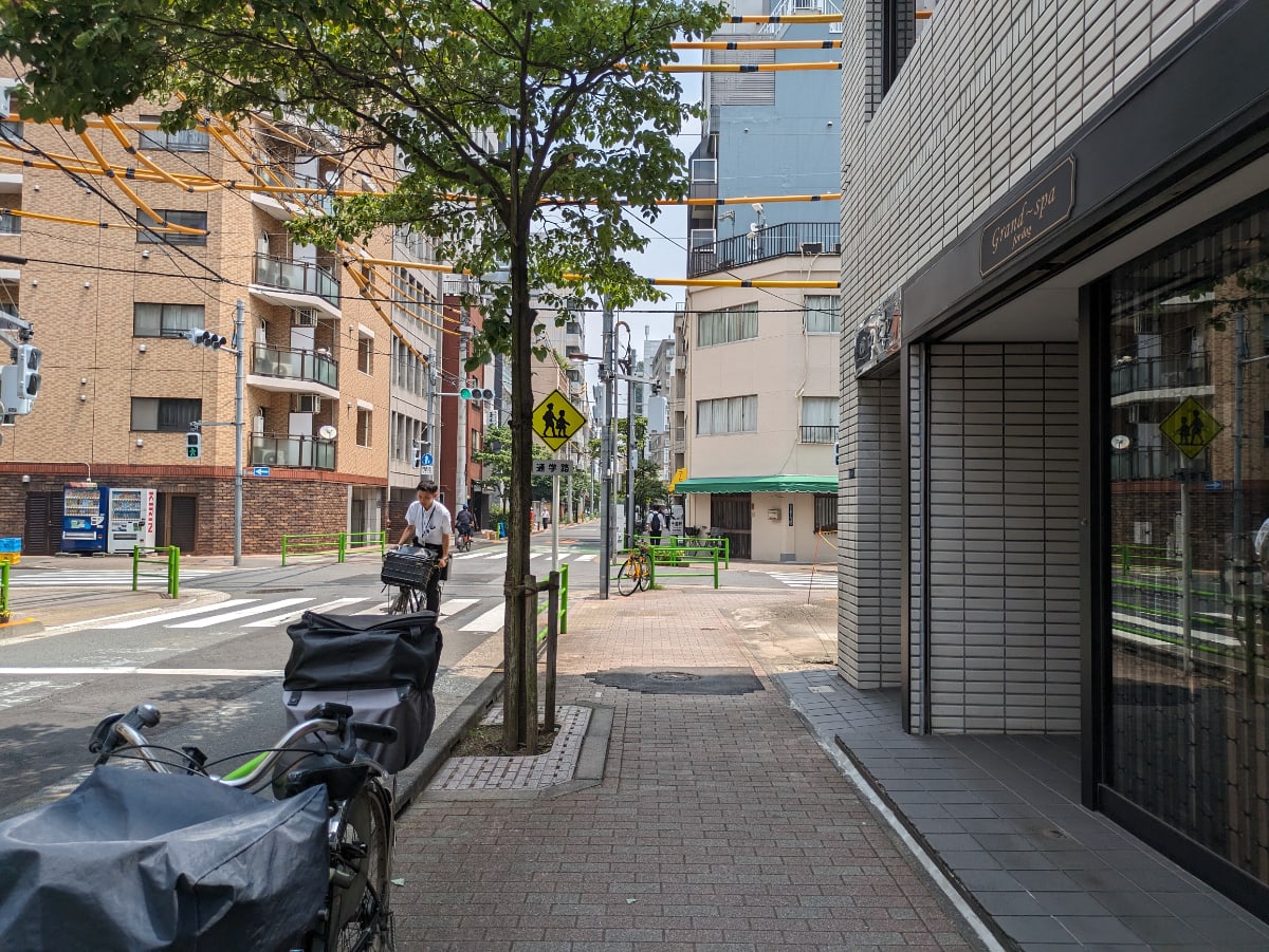 v20251001150706/fresh/building/J00100383261_19