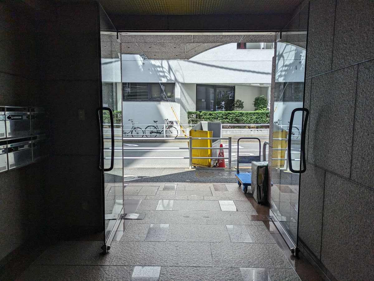 v20251001150706/fresh/building/J00100383338_13