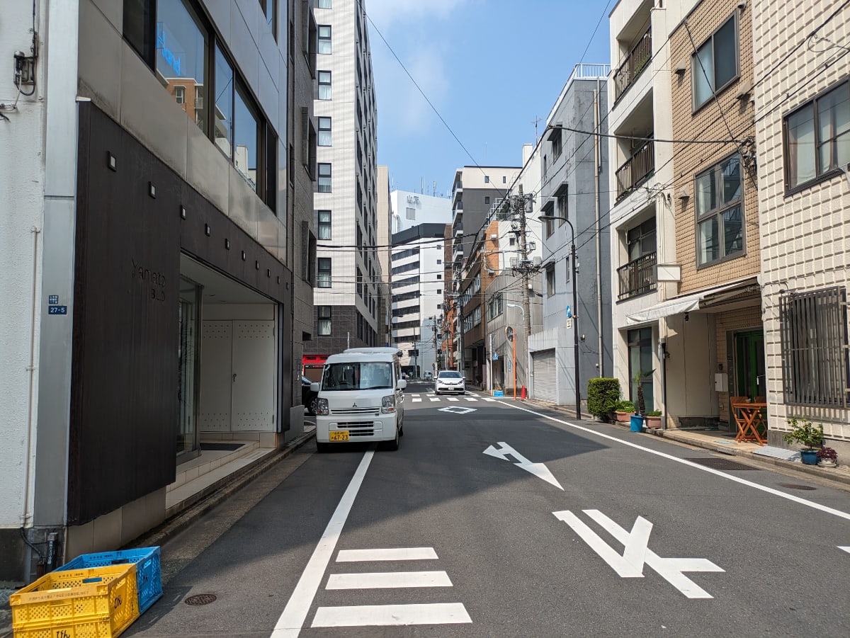 v20251001150706/fresh/building/J00100383448_17