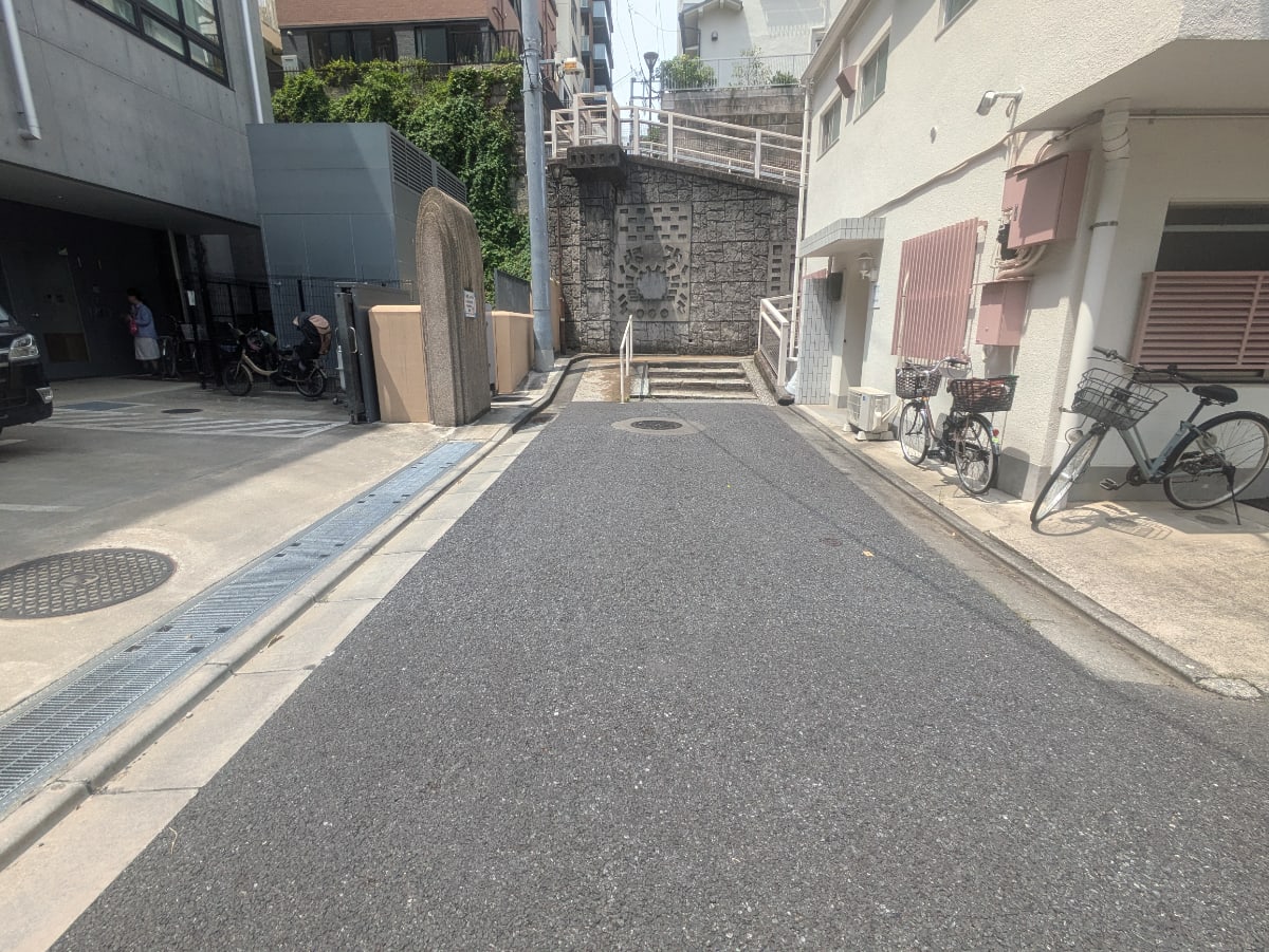 v20251001150706/fresh/building/J00100383688_11