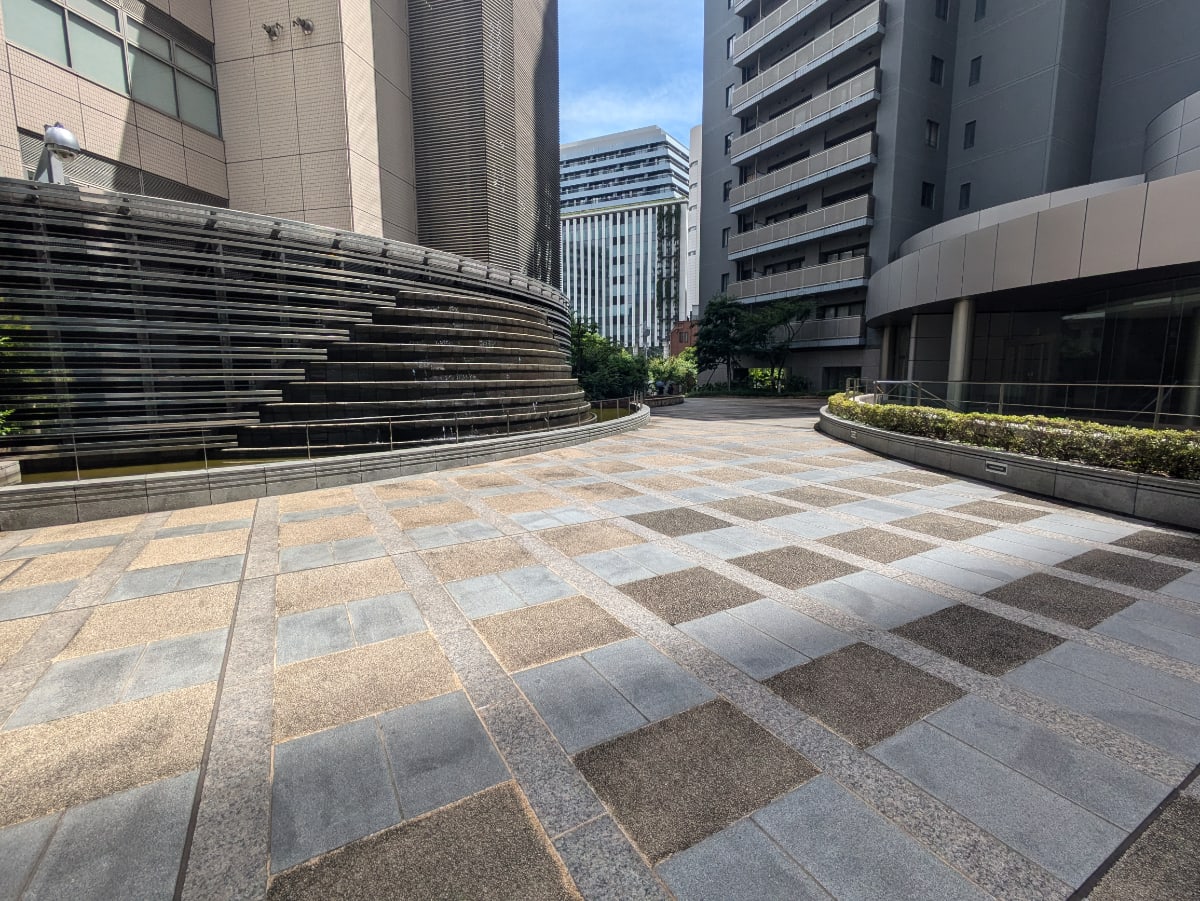 v20251001150706/fresh/building/J00100383915_9
