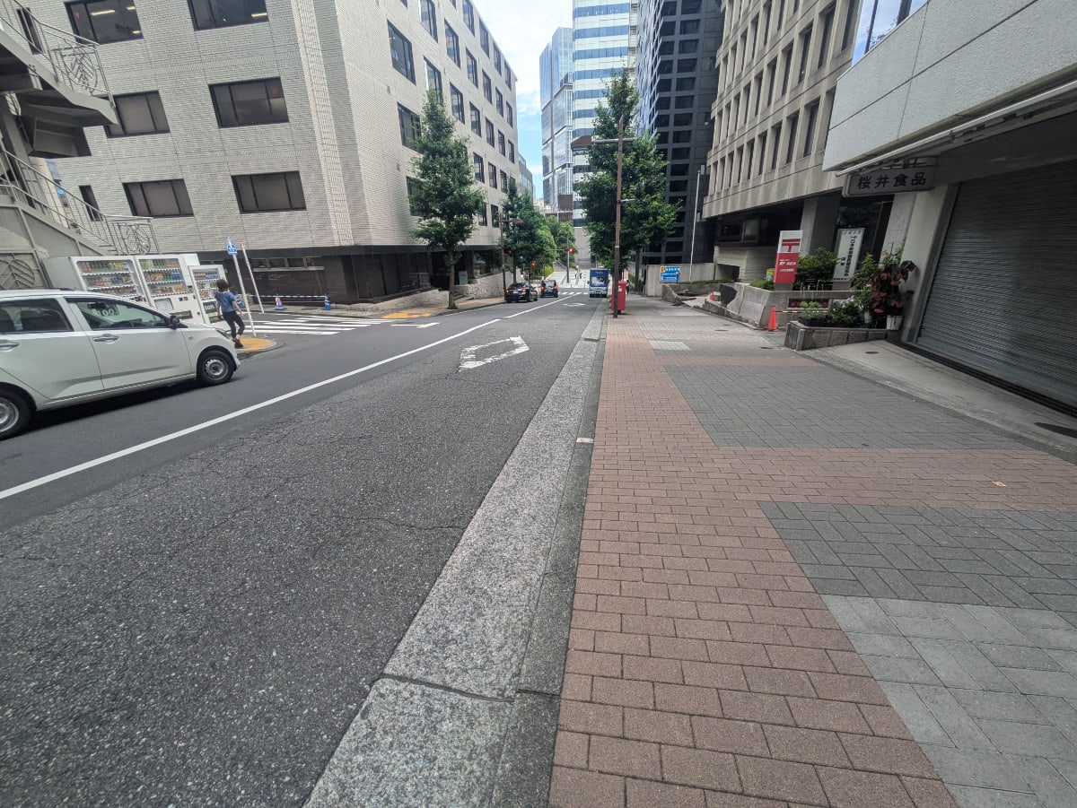 v20251001150706/fresh/building/J00100383926_2