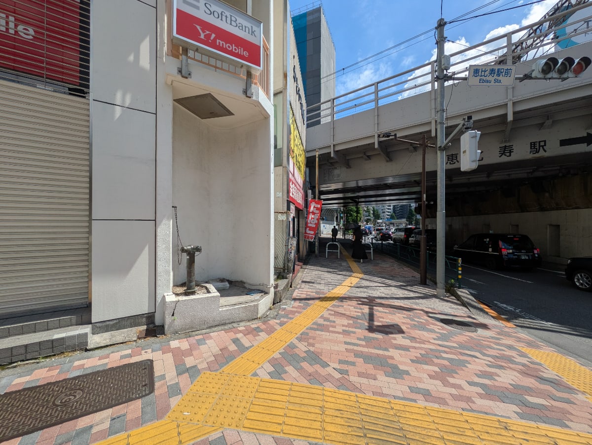 v20251001150706/fresh/building/J00100387684_11