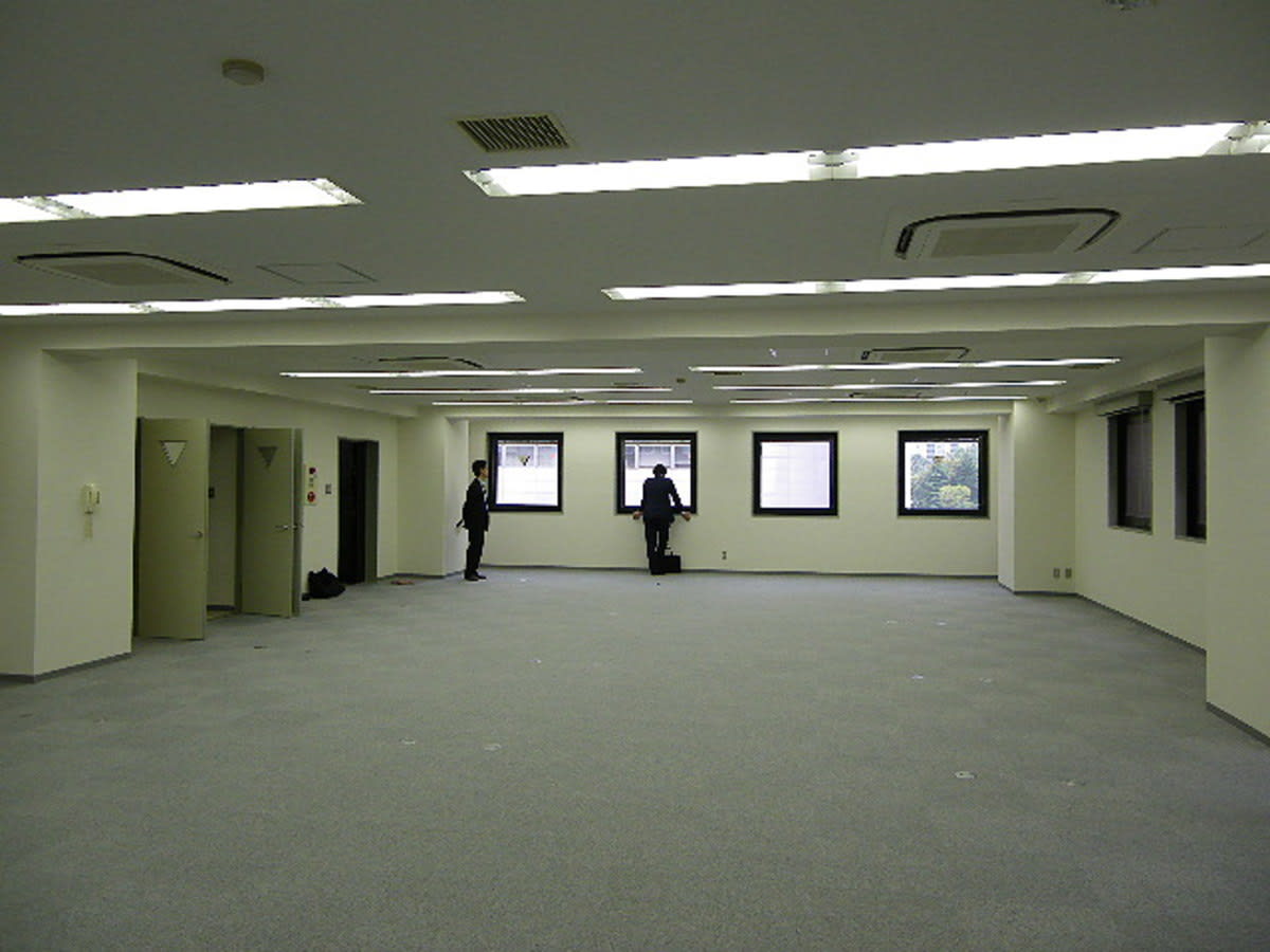 v20251001150706/fresh/building/J00100390586_6