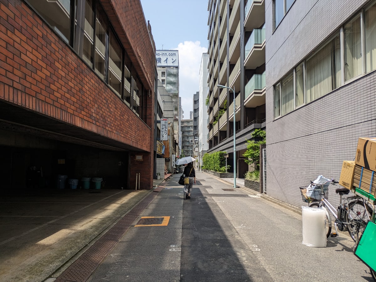 v20251001150706/fresh/building/J00100390672_19