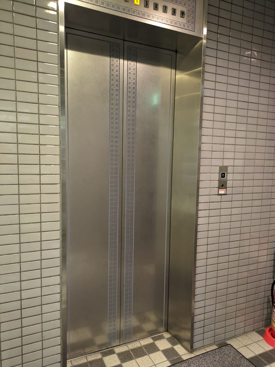 v20251001150706/fresh/building/J00100390672_4