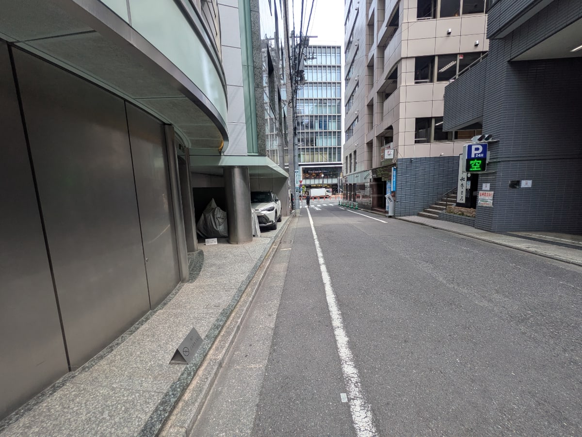 v20251001150706/fresh/building/J00100391818_12