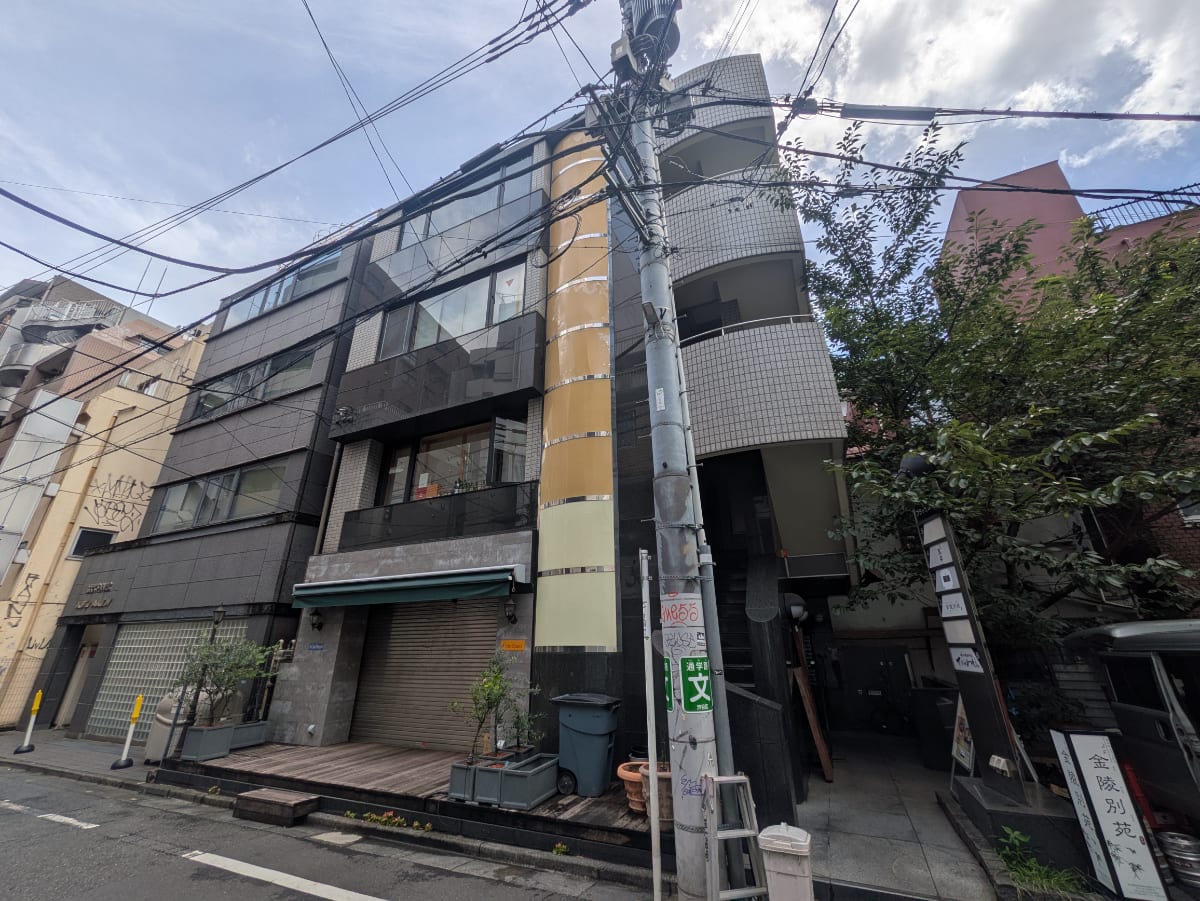 v20251001150706/fresh/building/J00100391832_7