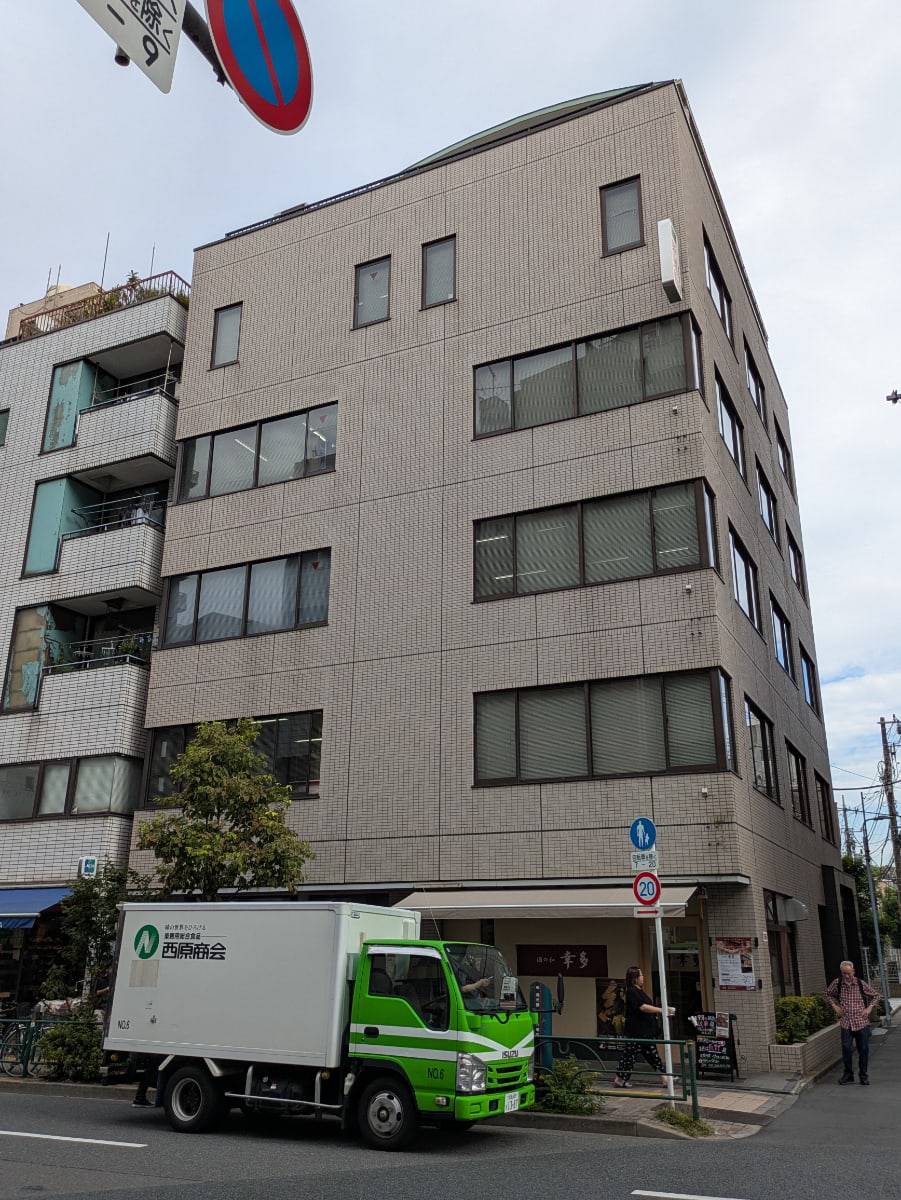 v20251001150706/fresh/building/J00100392969_6
