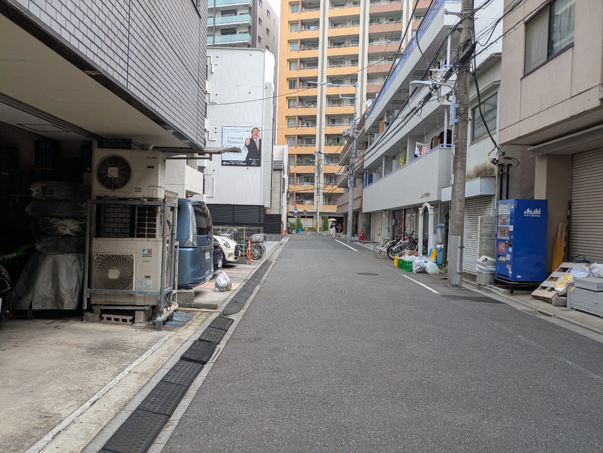 v20251001150706/fresh/building/J00100401499_2