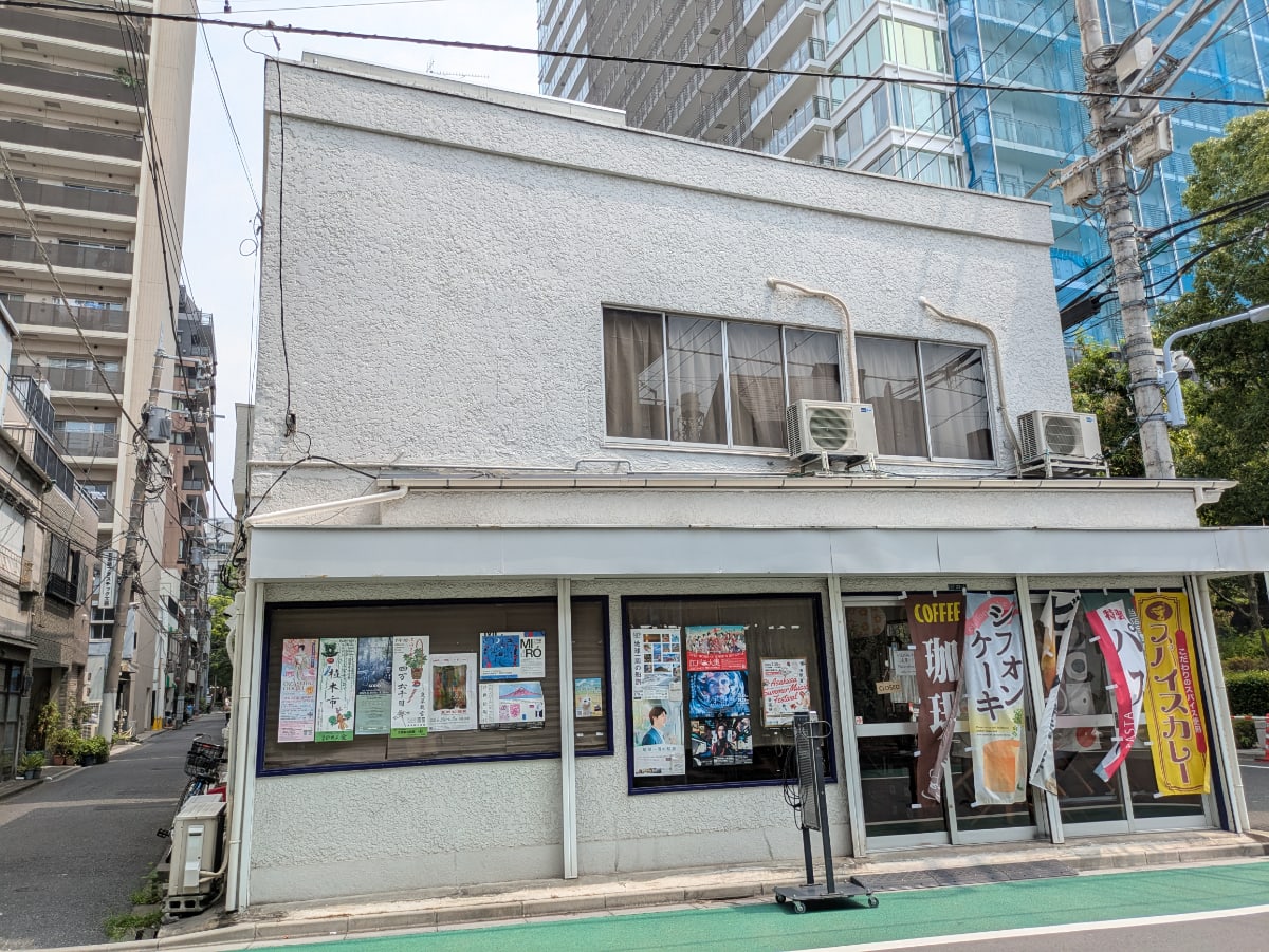 v20251001150706/fresh/building/J00100401682_8
