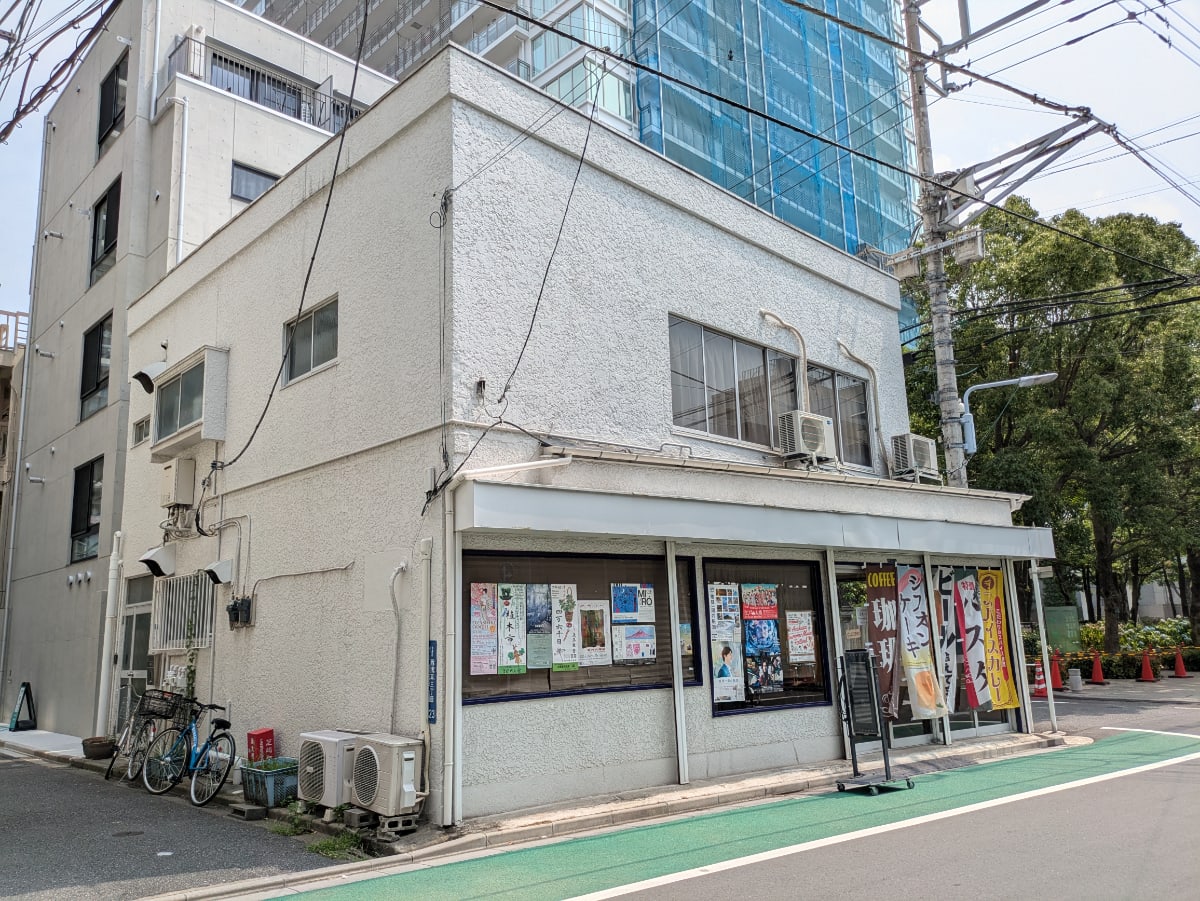 v20251001150706/fresh/building/J00100401682_9
