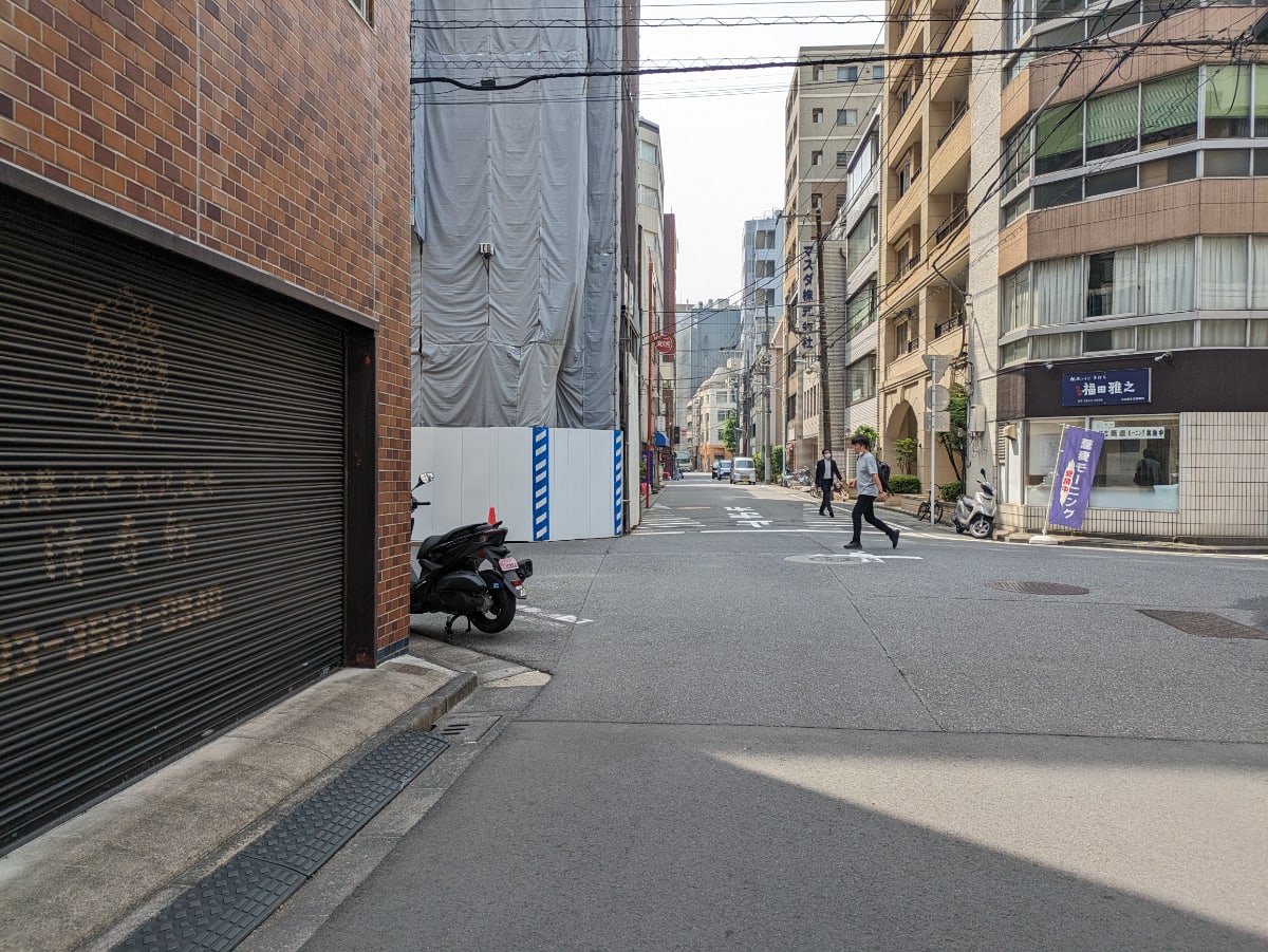 v20251001150706/fresh/building/J00100402636_13