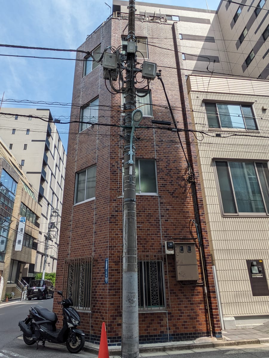 v20251001150706/fresh/building/J00100402636_7