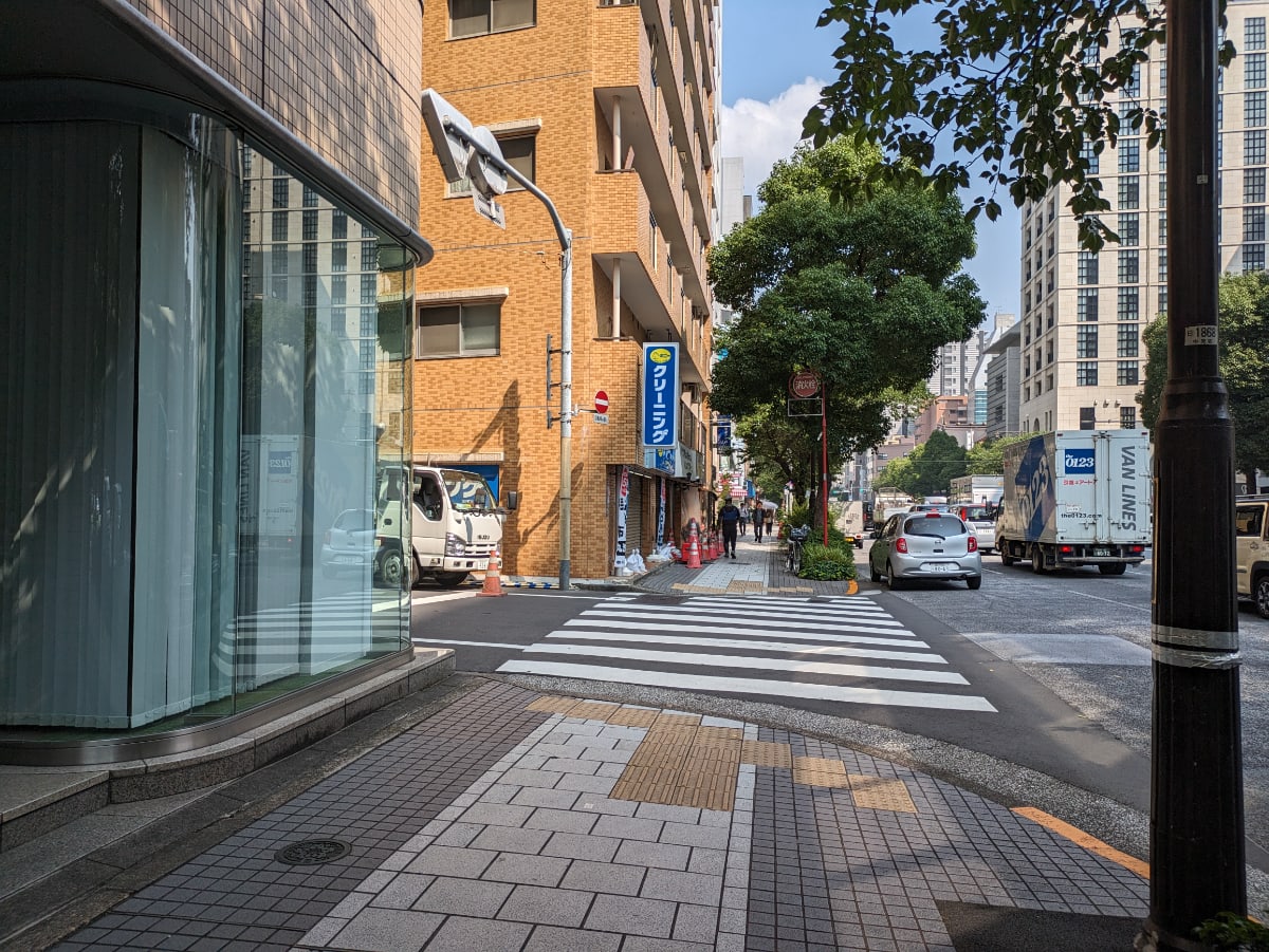 v20251001150706/fresh/building/J00100403344_2