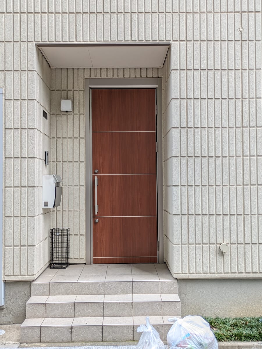 v20251001150706/fresh/building/J00100403661_3