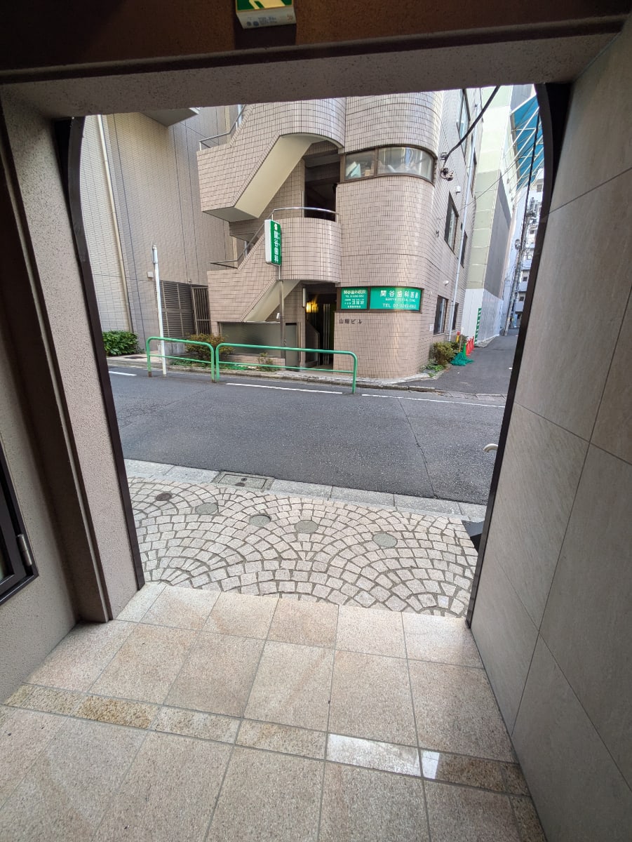 v20251001150706/fresh/building/J00100405171_11