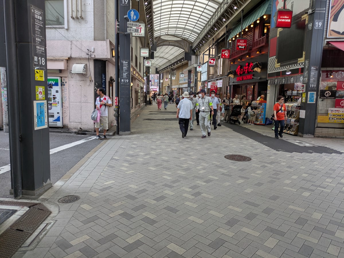 v20251001150706/fresh/building/J00100406482_9