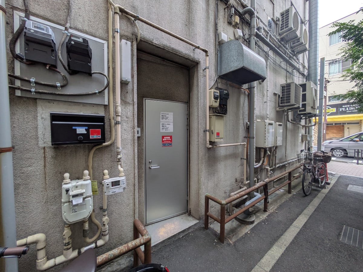 v20251001150706/fresh/building/J00100407850_12