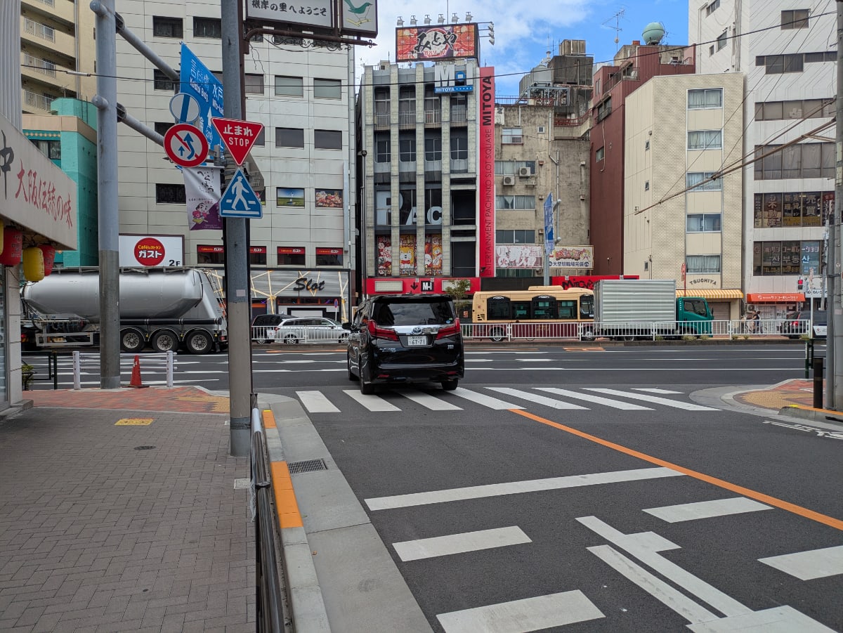 v20251001150706/fresh/building/J00100407850_2