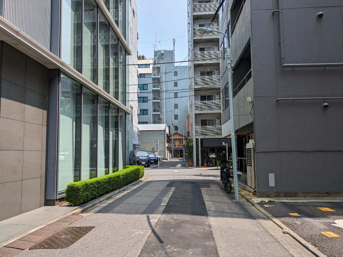 v20251001150706/fresh/building/J00100408359_15