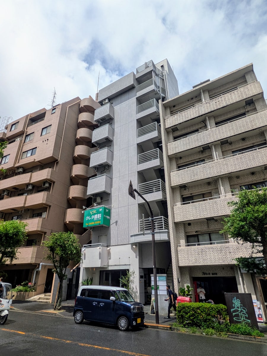 v20251001150706/fresh/building/J00100408732_7