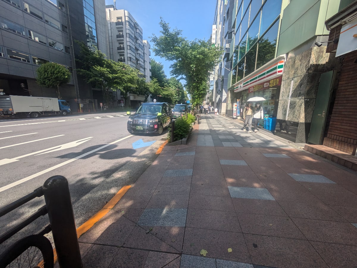 v20251001150706/fresh/building/J00100410741_2