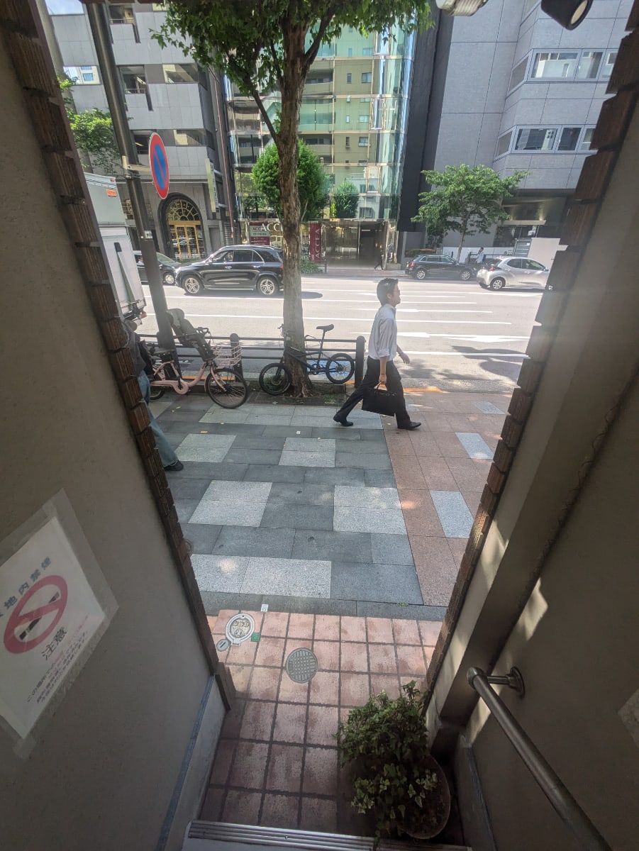 v20251001150706/fresh/building/J00100410741_7