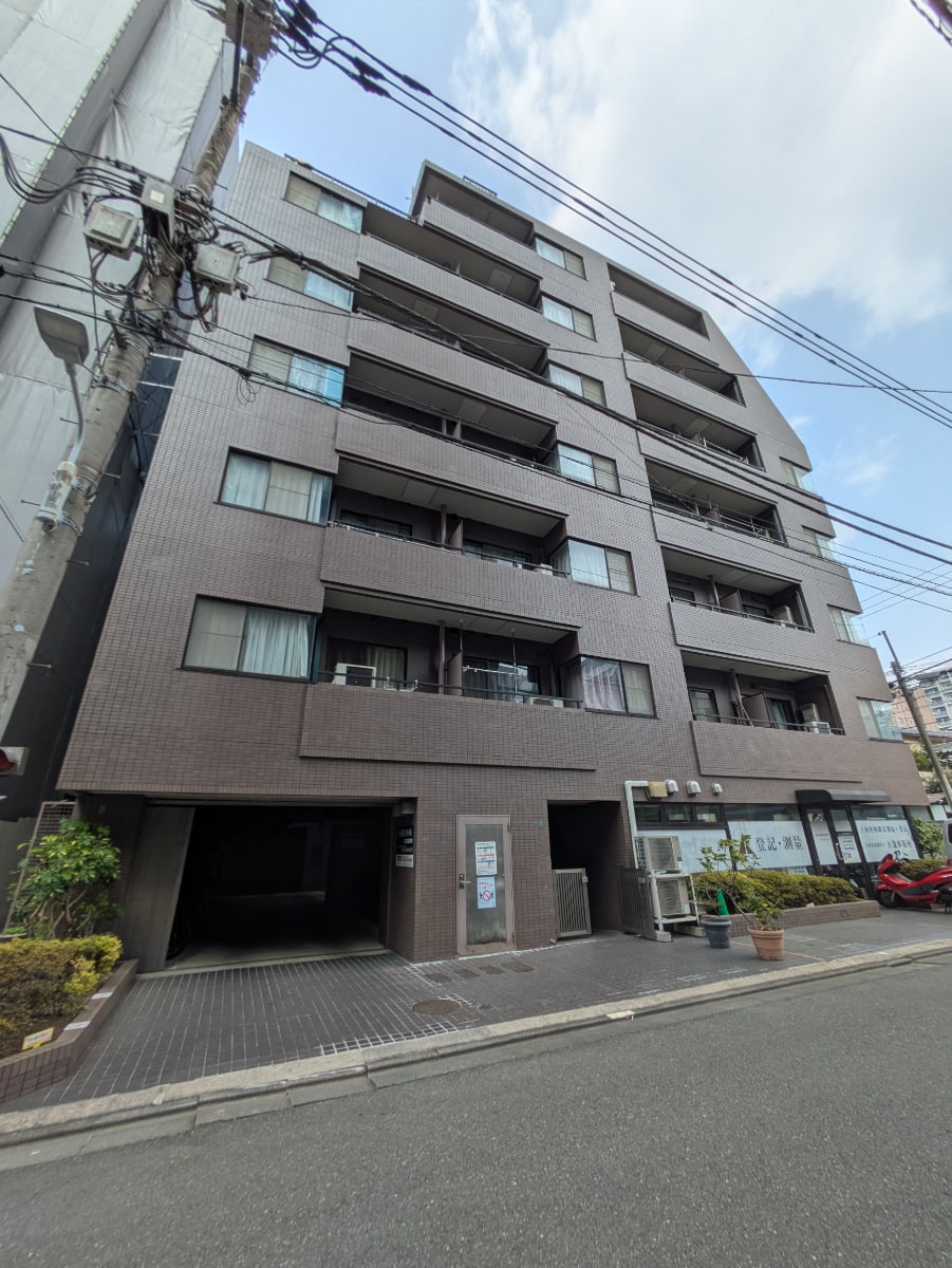 v20251001150706/fresh/building/J00100413220_6