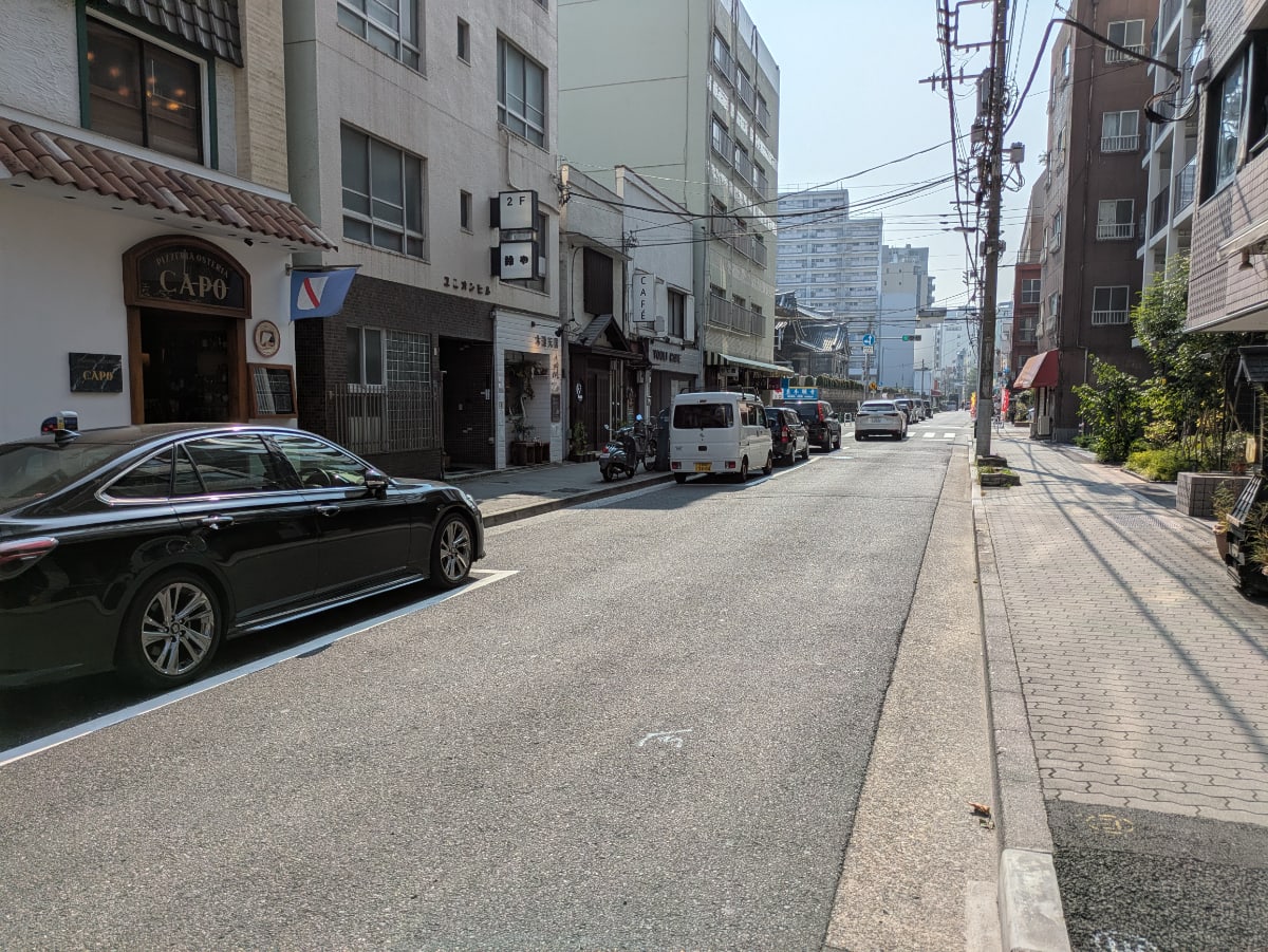 v20251001150706/fresh/building/J00100415951_2