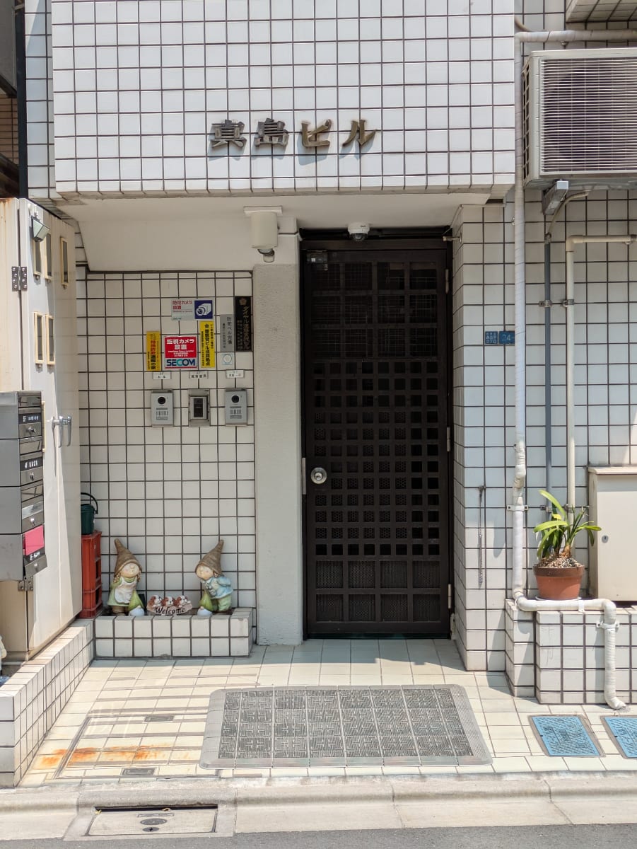 v20251001150706/fresh/building/J00100417709_3