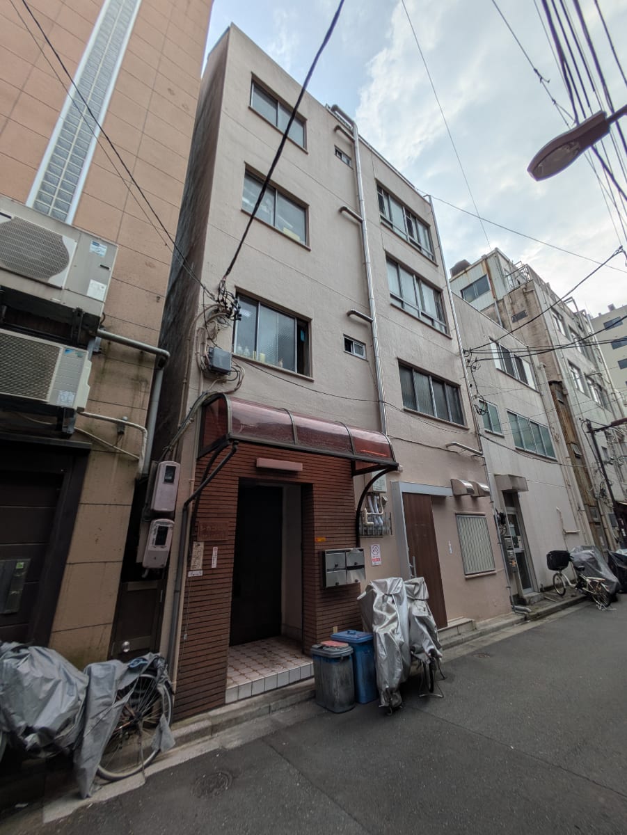 v20251001150706/fresh/building/J00100429976_5