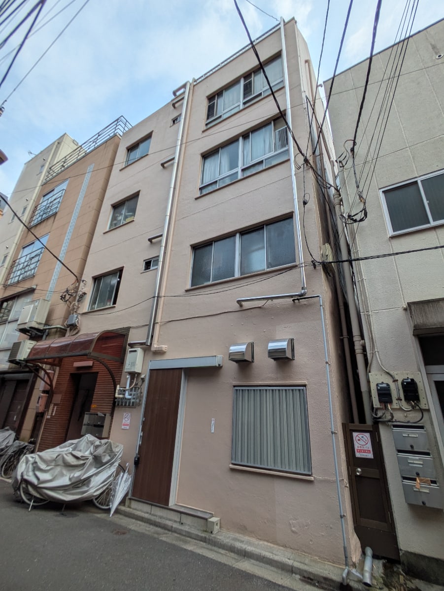 v20251001150706/fresh/building/J00100429976_6