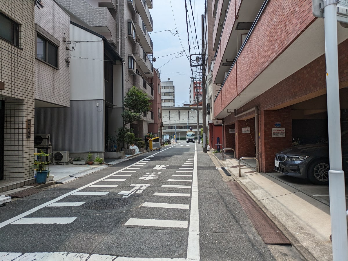 v20251001150706/fresh/building/J00100442670_11