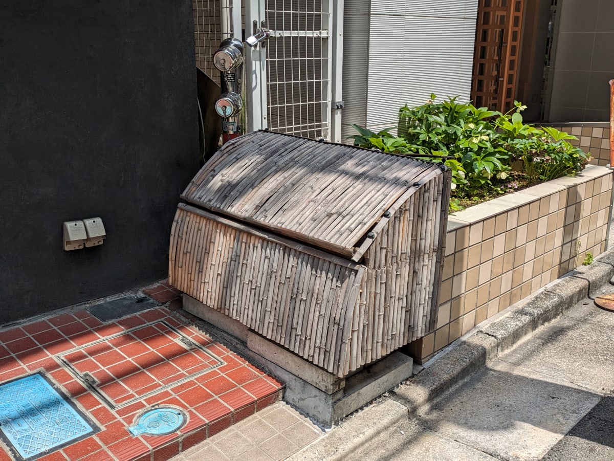 v20251001150706/fresh/building/J00100443471_13